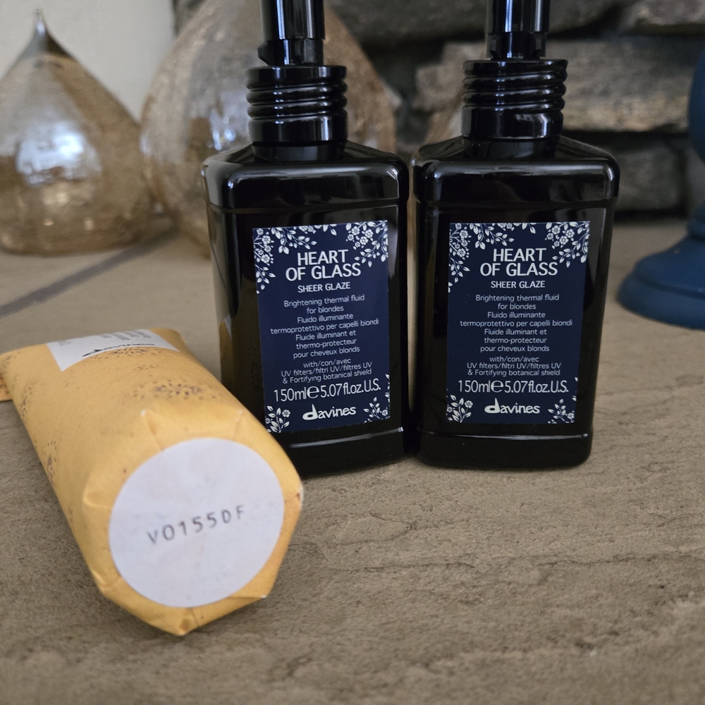 Bundle Of High End Davines, Relaxing Straight & TWO Heart Of Glass Sheer GLAZE. - Picture 3 of 6